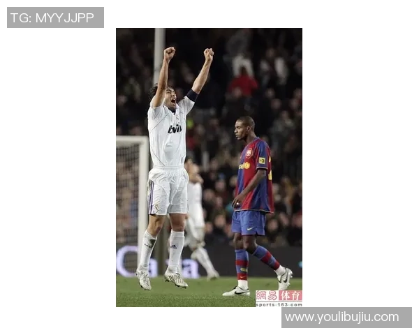 友谊赛精彩对决本菲卡与尤文图斯战成平局帽子戏法点燃全场激情 友谊赛精彩对决本菲卡与尤文图斯战成平局帽子戏法点燃全场激情