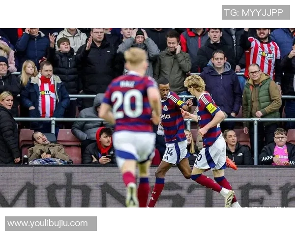 英超激战马竞小胜巴萨红牌争议引发全场热议与集锦回顾