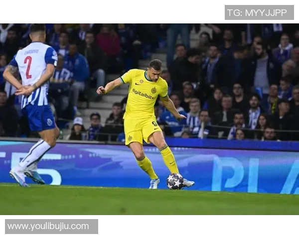 国米友谊赛逆转波尔图帽子戏法点燃全场激情