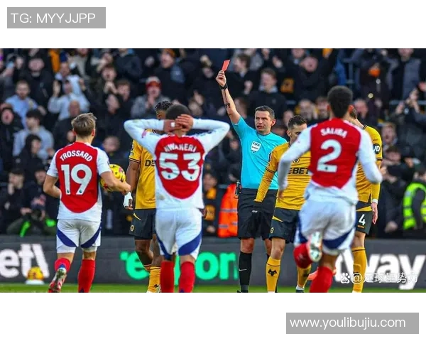 世界杯焦点战里昂与波尔图激战成平局神扑引发争议判罚全场沸腾