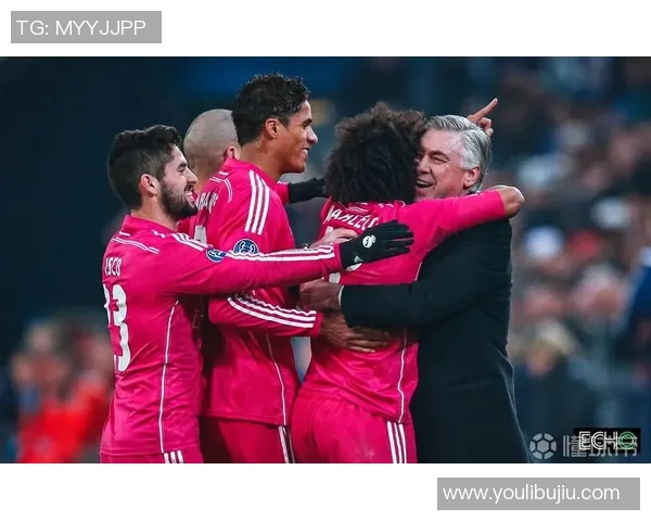 国王杯激战：那不勒斯逆转拜仁乌龙球成关键时刻战术解析