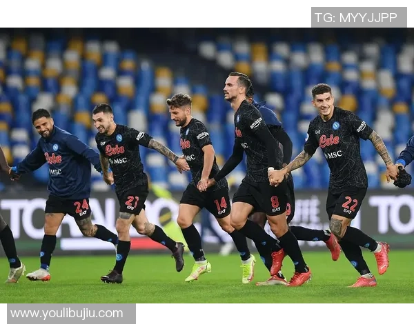 德甲焦点战那不勒斯小胜本菲卡争议判罚引发全场热议