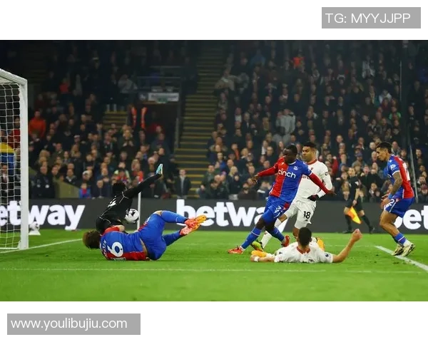 足总杯精彩对决AC米兰狂胜曼城四球引爆全场激情 足总杯精彩对决AC米兰狂胜曼城四球引爆全场激情