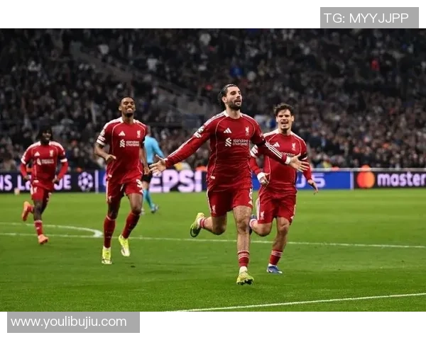 世界杯精彩对决那不勒斯大胜利物浦红牌事件引发热议与转会传闻 世界杯精彩对决那不勒斯大胜利物浦红牌事件引发热议与转会传闻