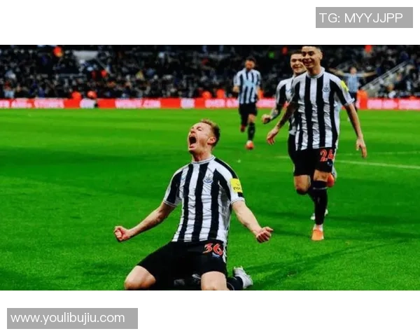 德甲激战尤文图斯大胜里昂6-2战术解析与比赛亮点回顾