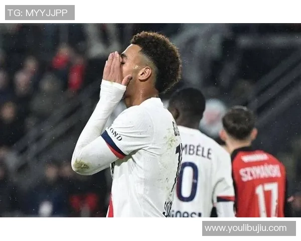 那不勒斯狂胜拜仁五球绝杀引发全场沸腾数据分析揭秘赛事精彩瞬间